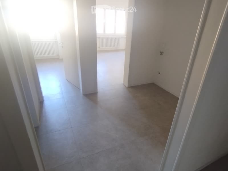 Recherche d'un sous-locataire pour un appartement de 3,5 pièces avec climatisation (3)
