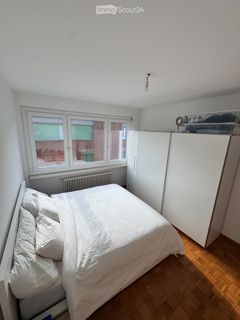 Helles 3.5-Zimmer-Apartment mit großem Terrassenbereich (3)
