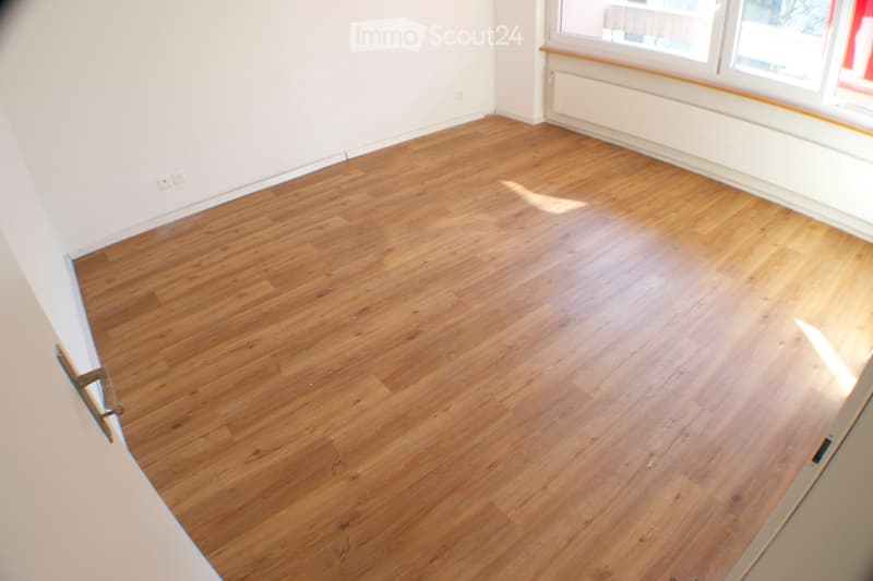 Sonnig, ruhig und zentral. 2,5-Zimmer Wohnung (4)