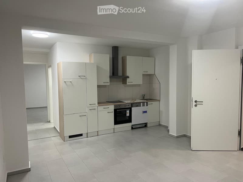 À louer appartement 2.5 pièces avec frais supplémentaires 1200.-Fr. (1)