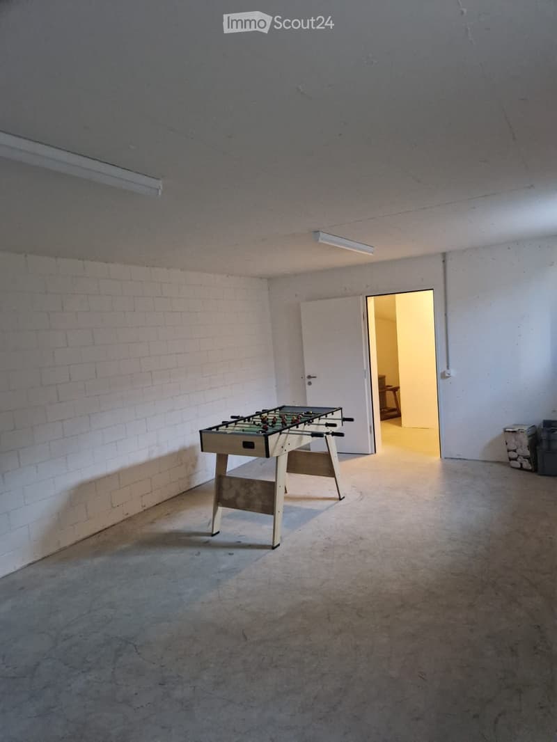 Espace hobby lumineux (25,5 m²) à louer à Wauwil (2)