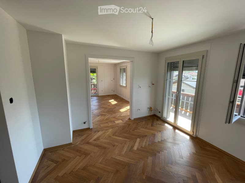 Helle, renovierte 5-Zimmer-Wohnung mit Seesicht (5)