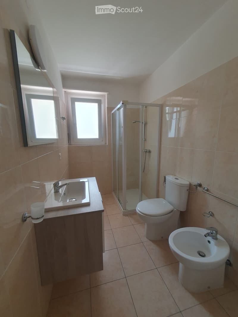 Affittasi 2.5 locali completamente ristrutturato (2)