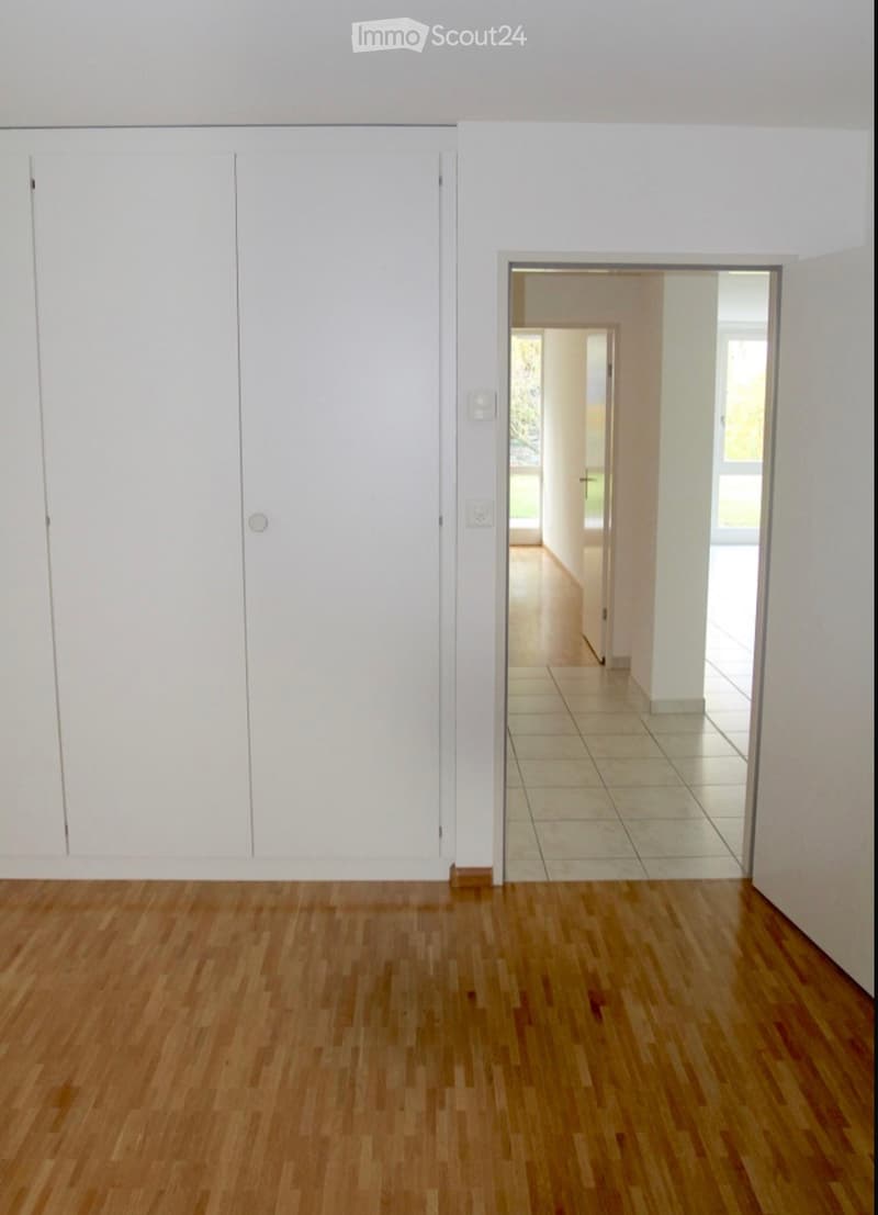 Appartement ensoleillé et spacieux de 4,5 pièces à Bettingen/Basel-Stadt (5)