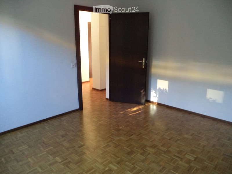 AFFITTASI APPARTAMENTO 3.5 LOCALI (4)