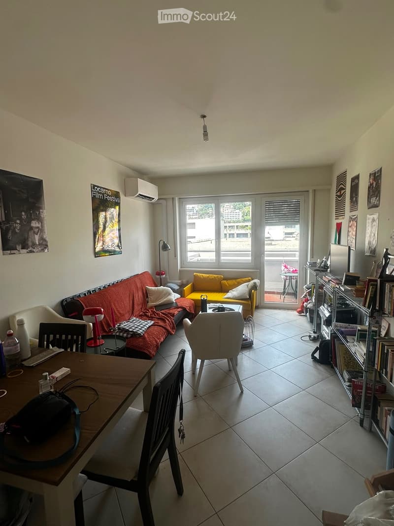 Luminoso appartamento 2.5 in centro a Lugano (1)