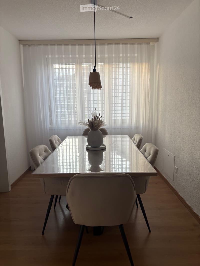 Nachmieter gesucht - helle 3.5-Zimmer-Wohnung mit Balkon (3)