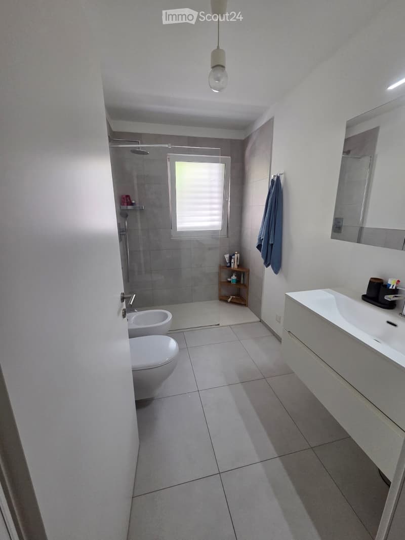 Cerco subentrante  Appartamento 2.5 locali a Rivera. (3)
