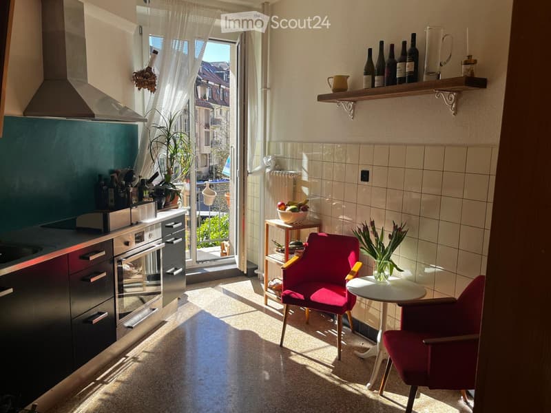 Grosse und helle Wohnung zur Zwischenmiete 10/26 - 02/27 (1)