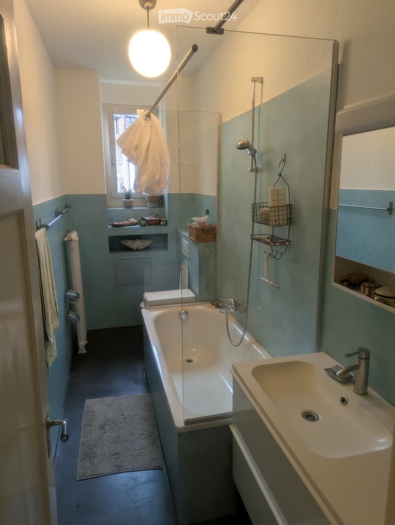 Grosse und helle Wohnung zur Zwischenmiete 10/26 - 02/27 (3)