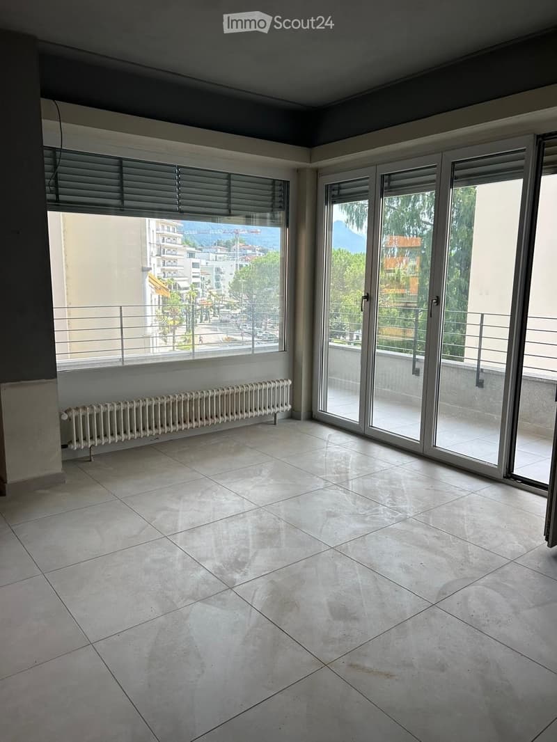 APPARTAMENTO A MURALTO COMPLETAMENTE RINNOVATO (2)