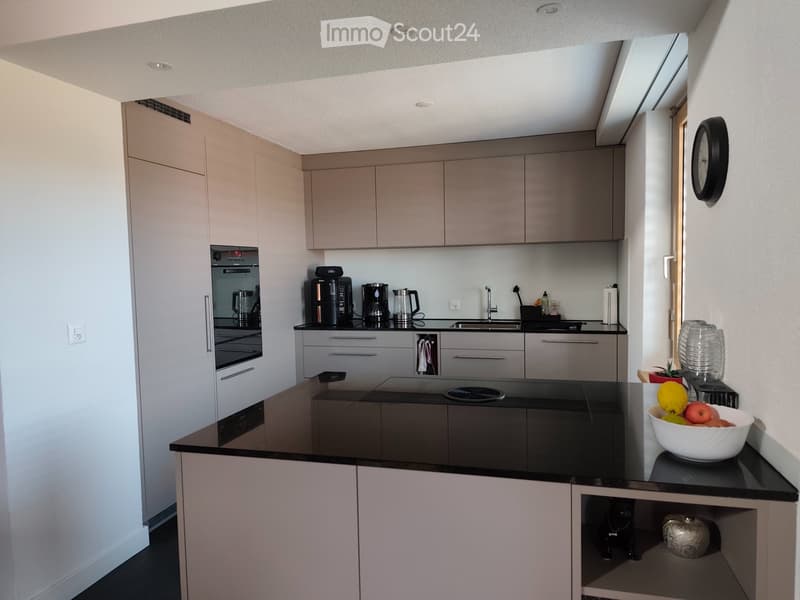Maisonette de rêve 5.5 pièces avec poutres apparentes et cheminée à Märstetten (2)
