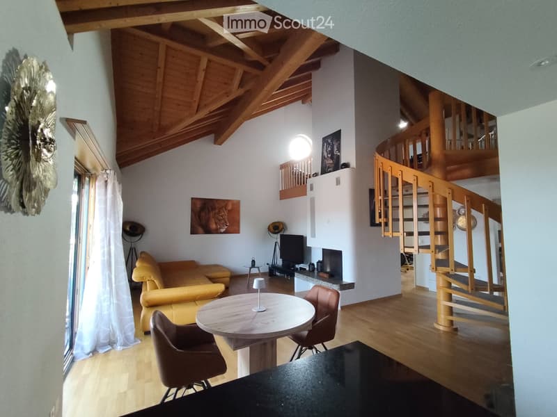 Maisonette de rêve 5.5 pièces avec poutres apparentes et cheminée à Märstetten (1)