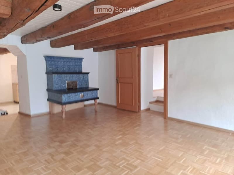 Charmante 4.5 Zimmer Maisonette mit Garten und viel Charme (1)