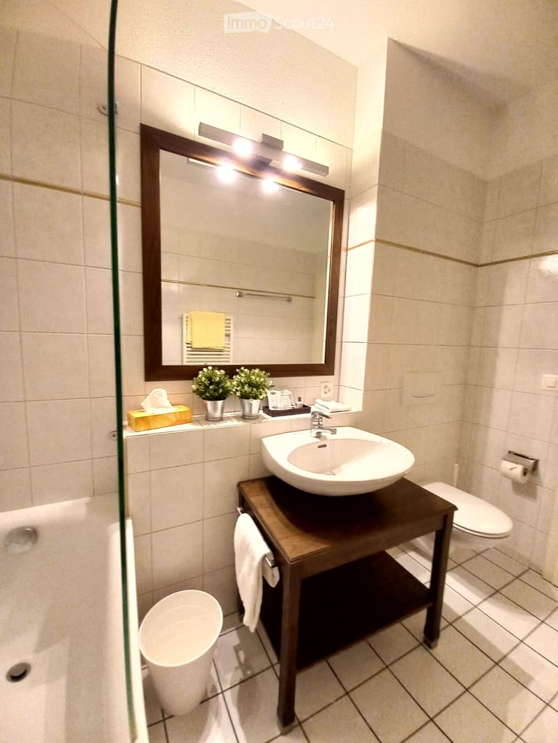 Bright room with lake view in Ermatingen. All inclusive. (9)