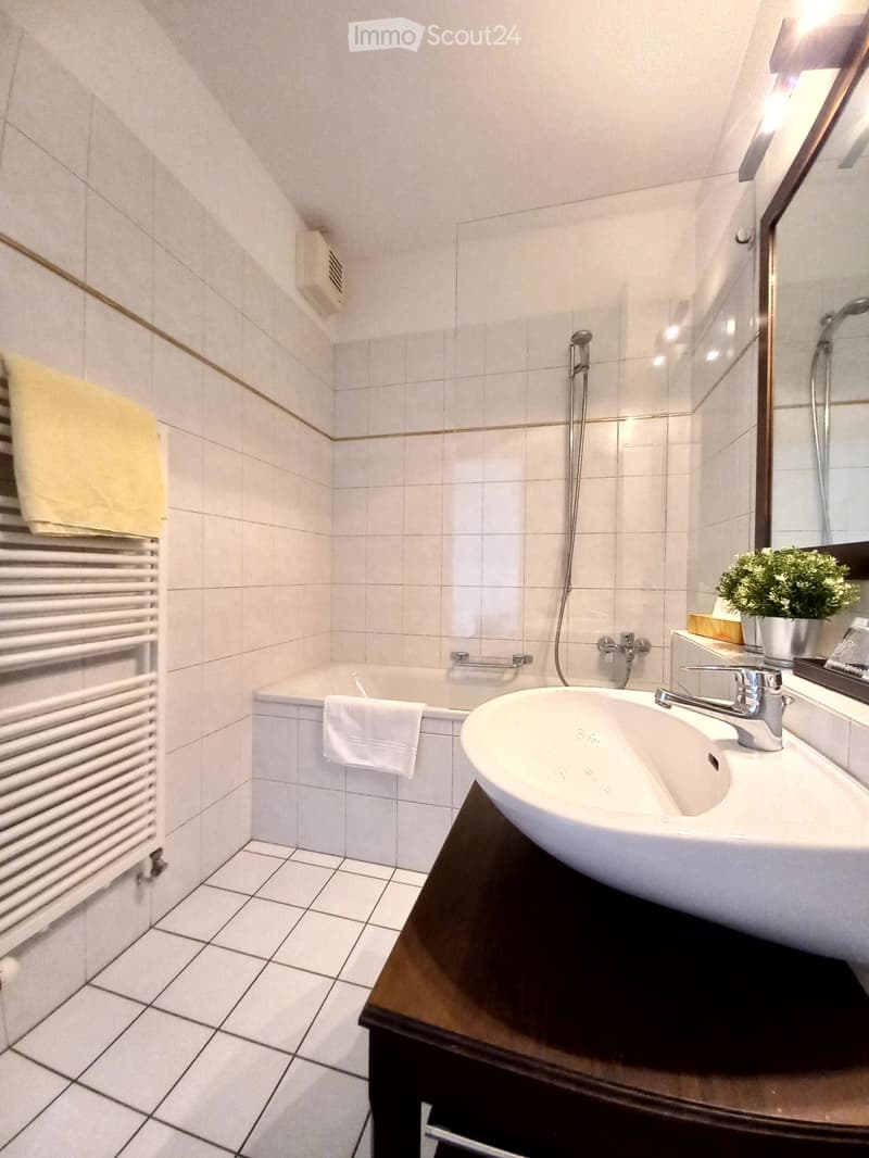 Bright room with lake view in Ermatingen. All inclusive. (8)