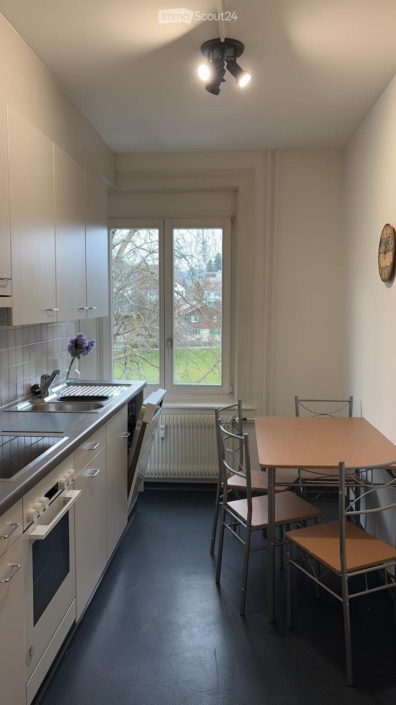 Helles möbliertes Zimmer in 4-er WG in St. Gallen -all incl (3)
