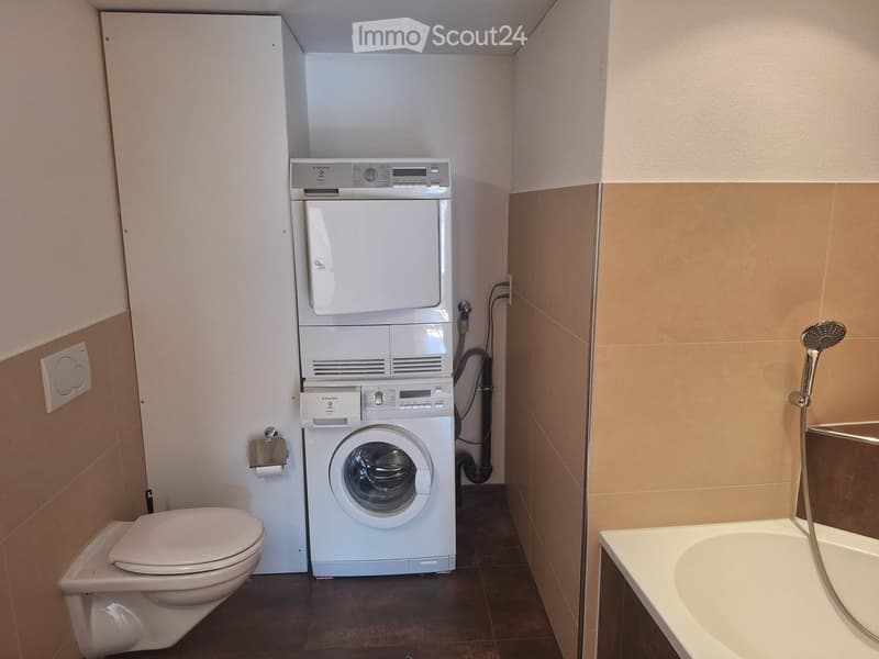 Charmante 3.5-Zimmer-Maisonettewohnung in Zofinger Altstadt (2)