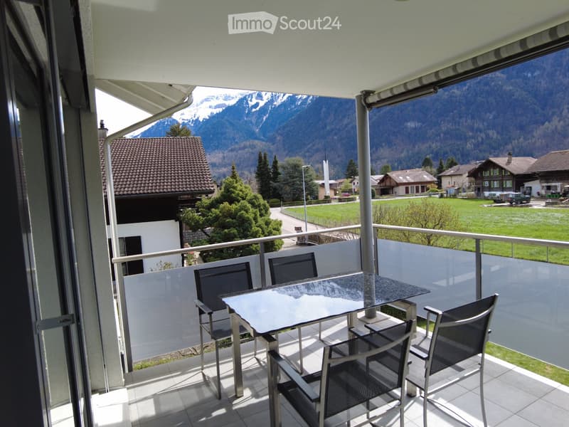 Schönes Zimmer in moderner WG-Wohnung - Interlaken (2)