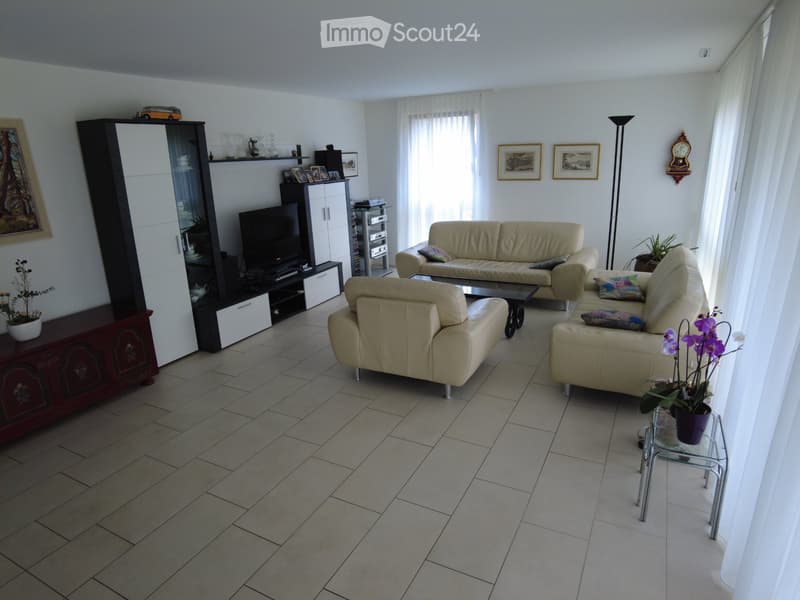 Schönes Zimmer in moderner WG-Wohnung - Interlaken (4)