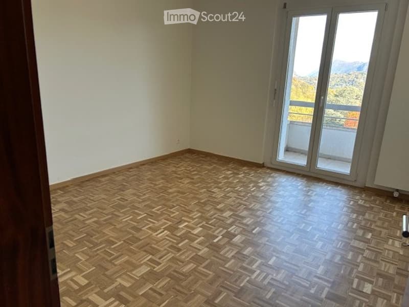 Pura: 4,5 pièces au 3e étage, calme, ensoleillé, vue sur le lac (4)