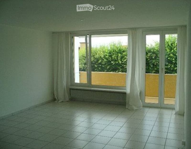 Zimmer in Wollerau in WG (Wohngemeinschaft) (2)