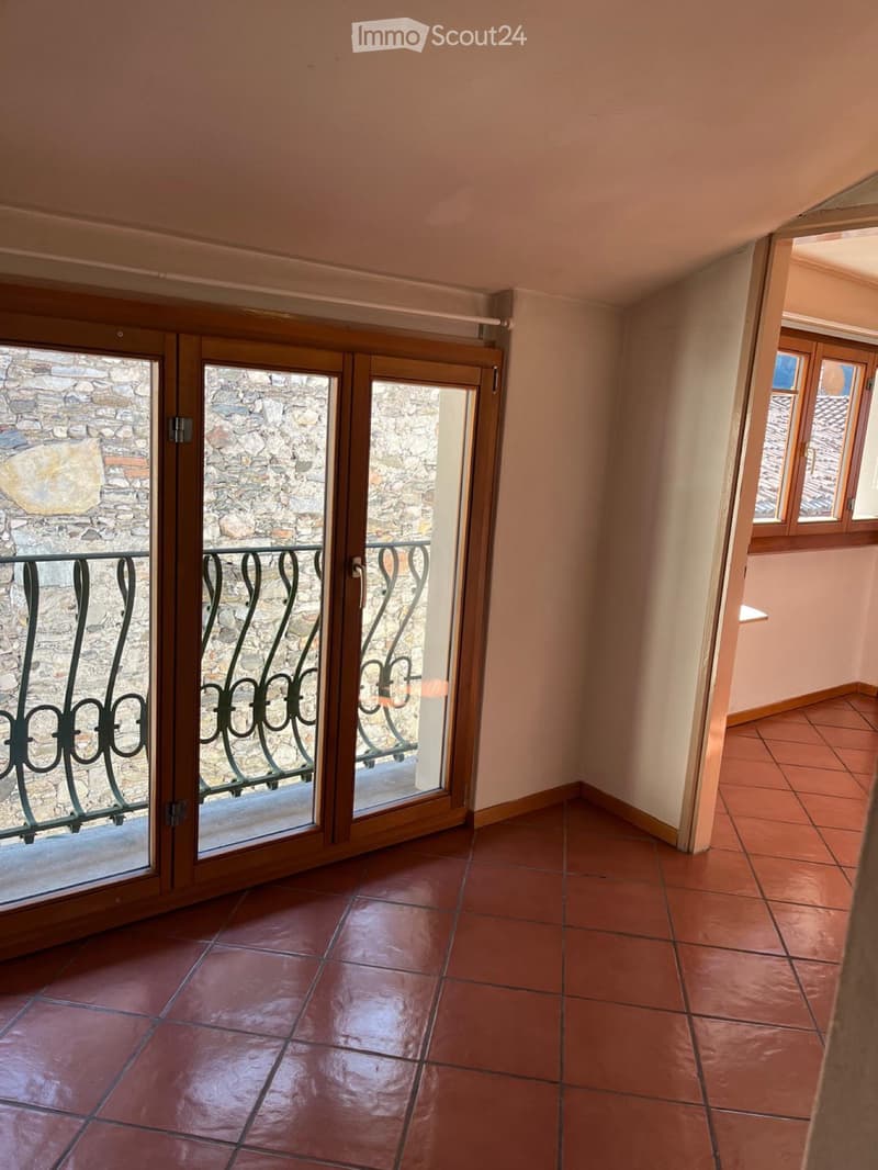 Affittasi appartamento 3 locali ad Arogno 1000fr (2)