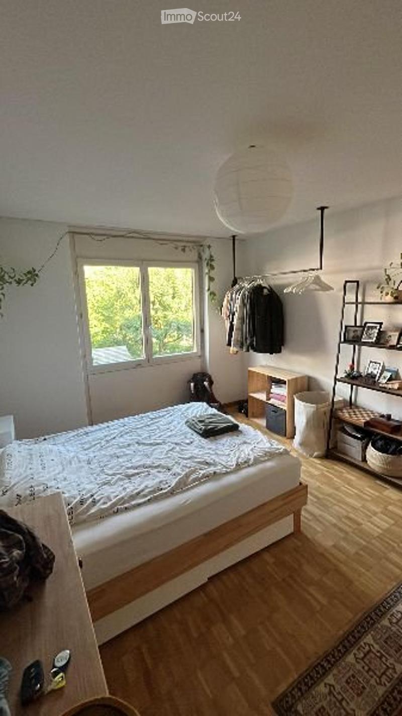 Zwischenmiete 29.09. bis 24.10. | Möbliertes WG-Zimmer,Höngg (1)