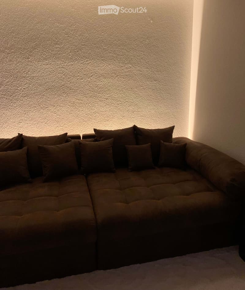 Furnished TEMPORARY 2-room apartment (October + November) (4)