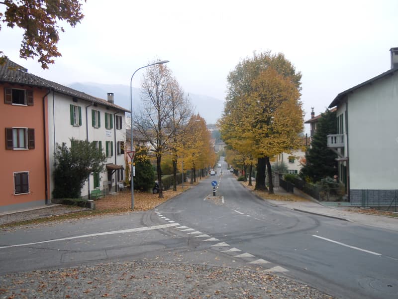 Affittasi locali ad uso ufficio, studio, atelier, archivio (1)
