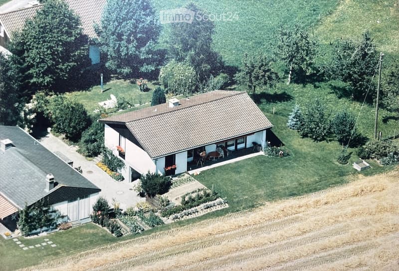 Traumhaft gelegenes Haus mit Umschwung (1)
