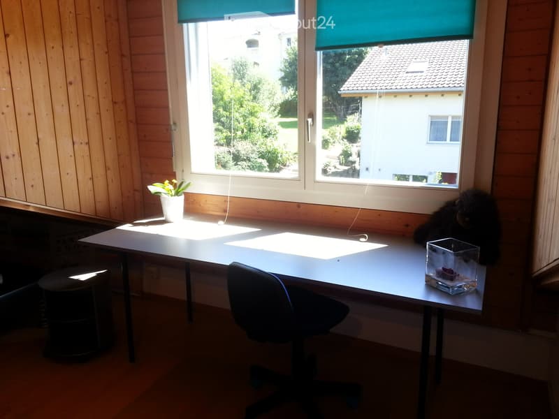 Room in row house for rent (2)