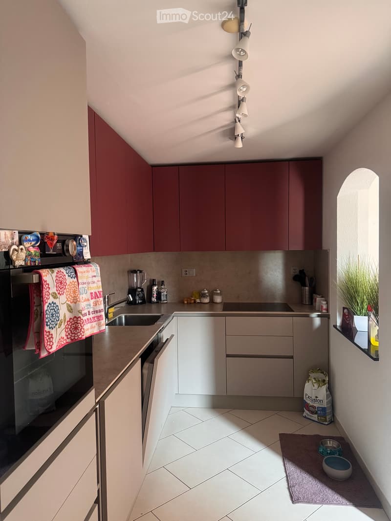 Zweieinhalb-Zimmer-Wohnung mit Garten in Gordola (1)
