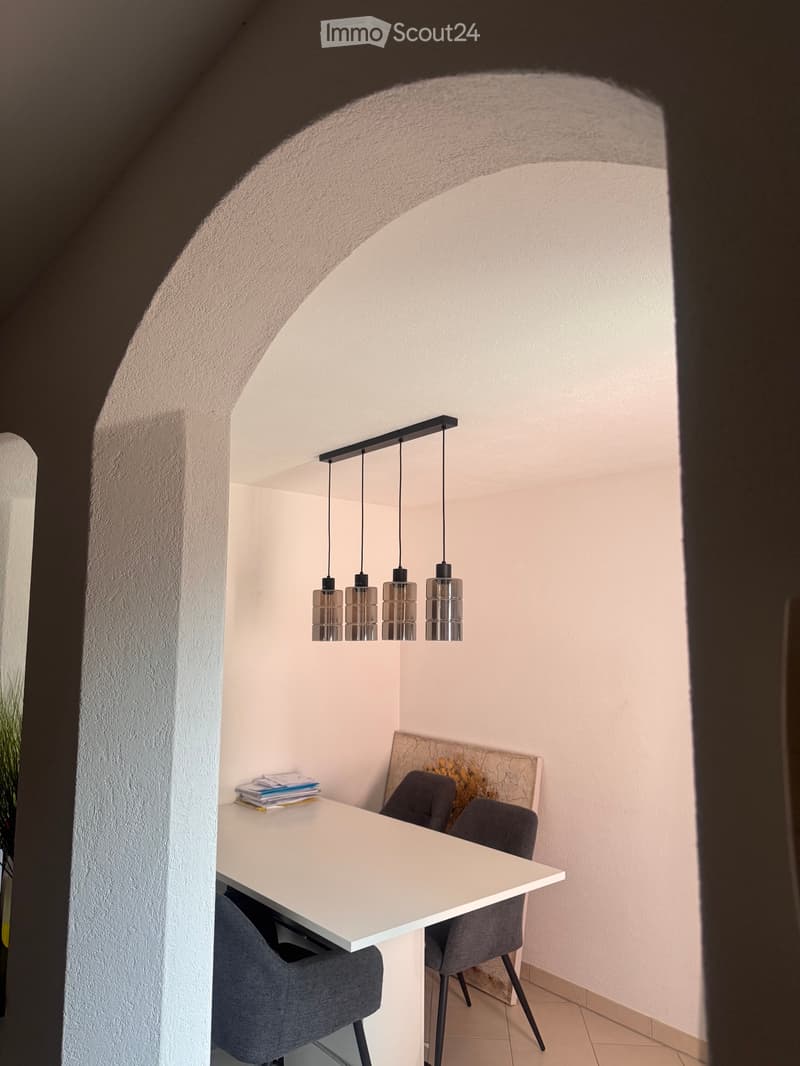 Zweieinhalb-Zimmer-Wohnung mit Garten in Gordola (2)