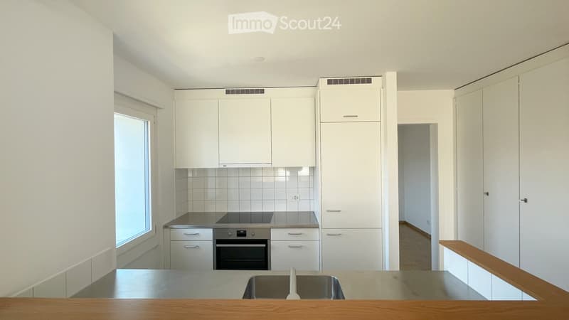 Helle 4.5-Zimmer-Wohnung mit Balkon in Lyss, ab 01.10.2026 (2)