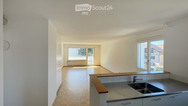 Helle 4.5-Zimmer-Wohnung mit Balkon in Lyss, ab 01.10.2026 (1)