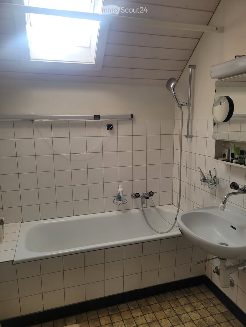 Sunny attic apartment with chimney in Mittelhäusern (4)