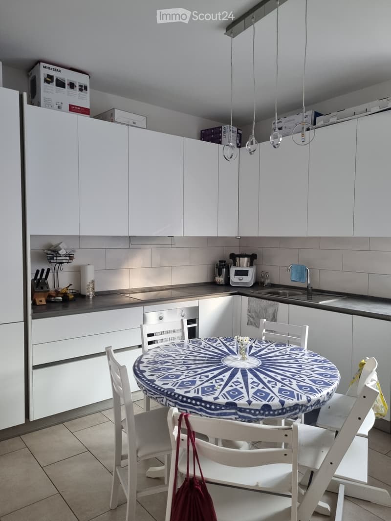 Cerco subentrante 4.5 chiasso (2)