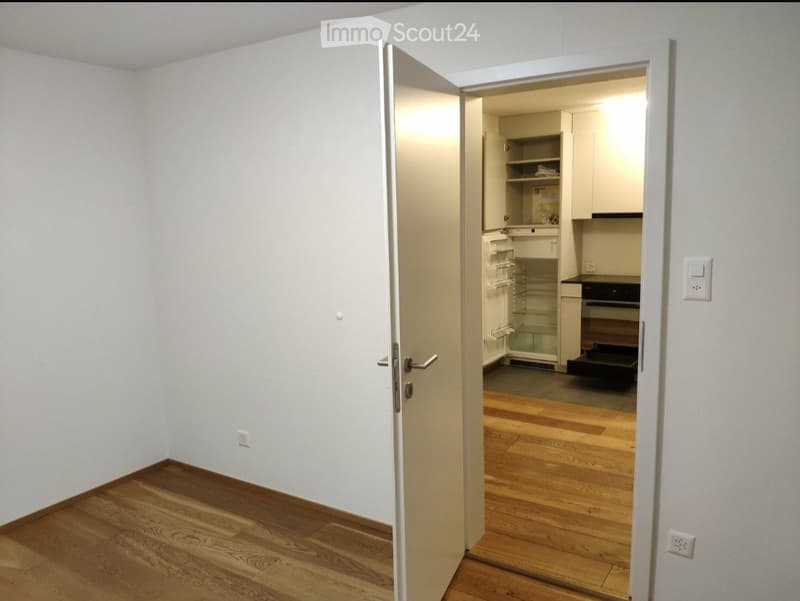 Gemütliche 3-Zimmer-Wohnung inkl. Aussenparkplatz (4)