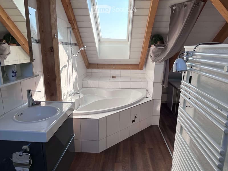 Location de chambre/appartement à Niederscherli (10)