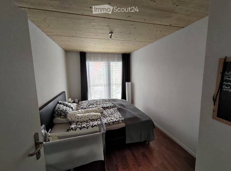 Nachmieter gesucht  Helle 4.5-Zimmer-Wohnung Hinwil (2)