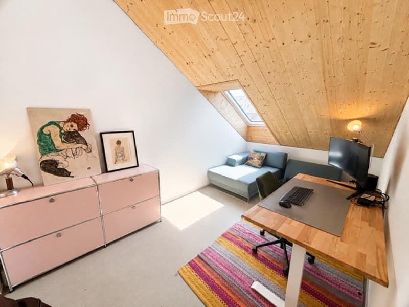 Moderne 4.5-Zimmer-Dachwohnung mit Weitblick (8)