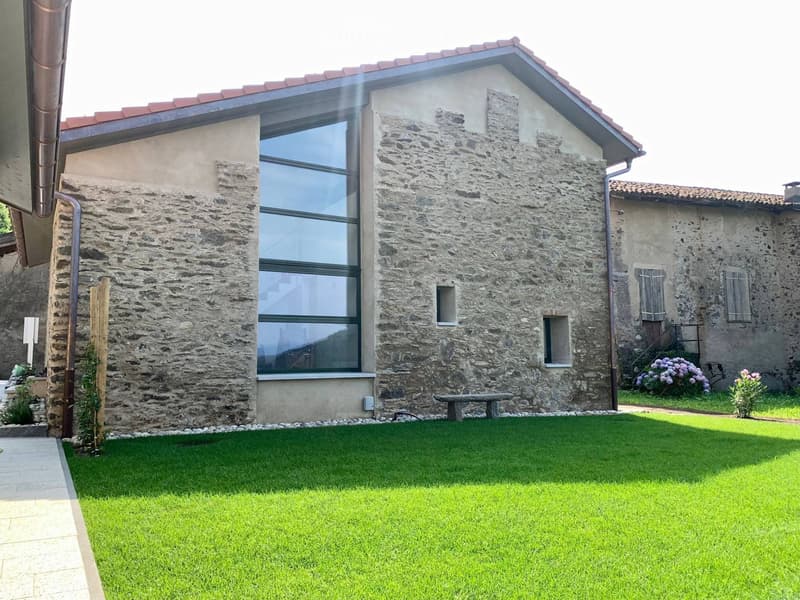 Nuovo appartamento in bifamiliare con giardino (1)