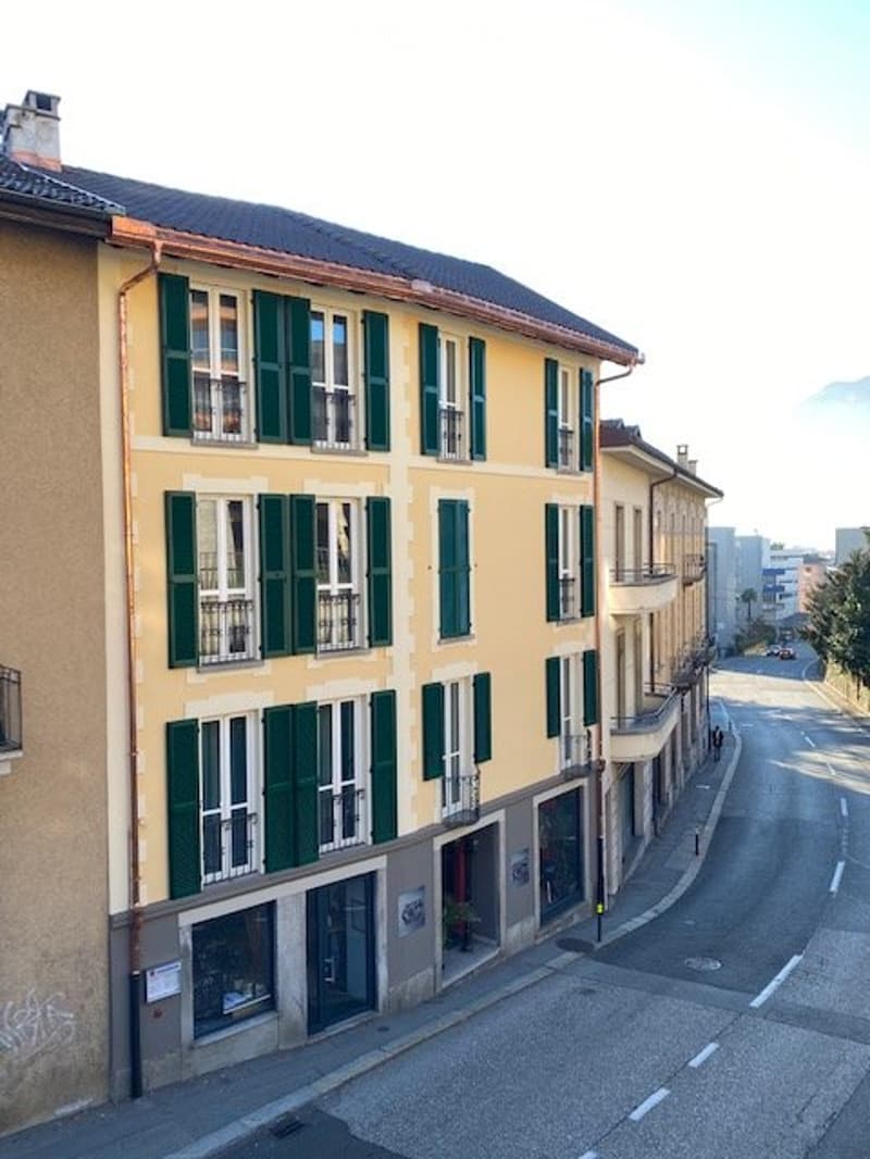 Chambre pour étudiante dans un appartement partagé (4)