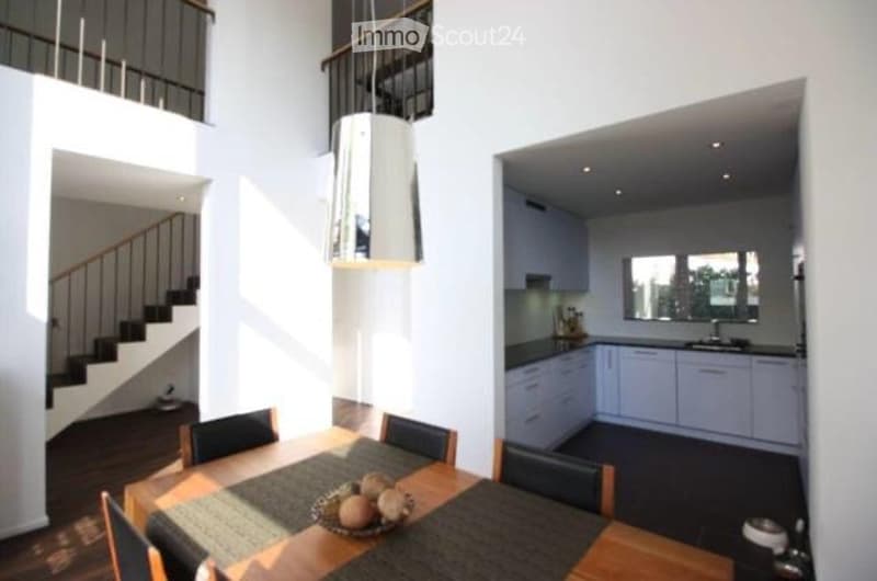 Exklusive 3.5-Zimmer-Garten-Maisonettewohnung Wallisellen (1)