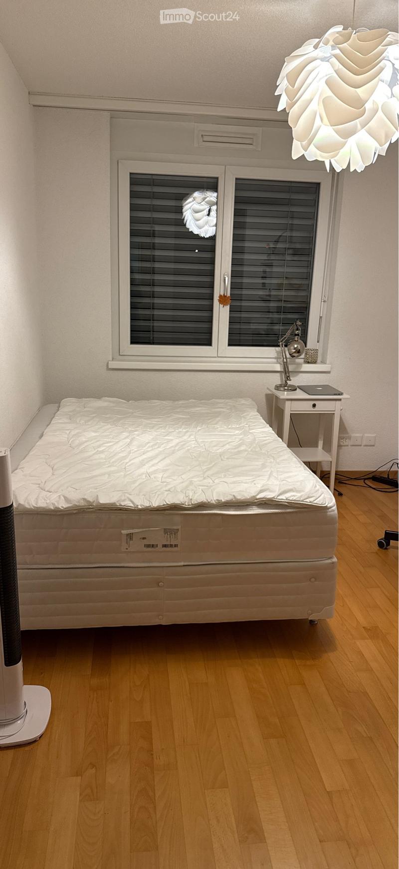 Chambre en colocation (juste à côté de la gare de Dielsdorf) (1)