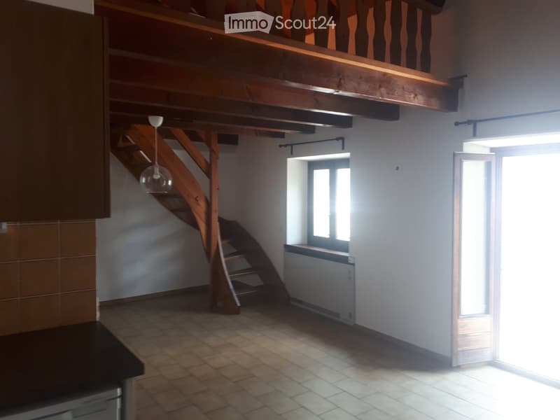 Casa unifamigliare con doppio parcheggio (1)