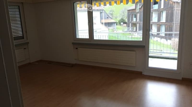 Moderne 4.5 Zimmerwohnung in Grub (4)