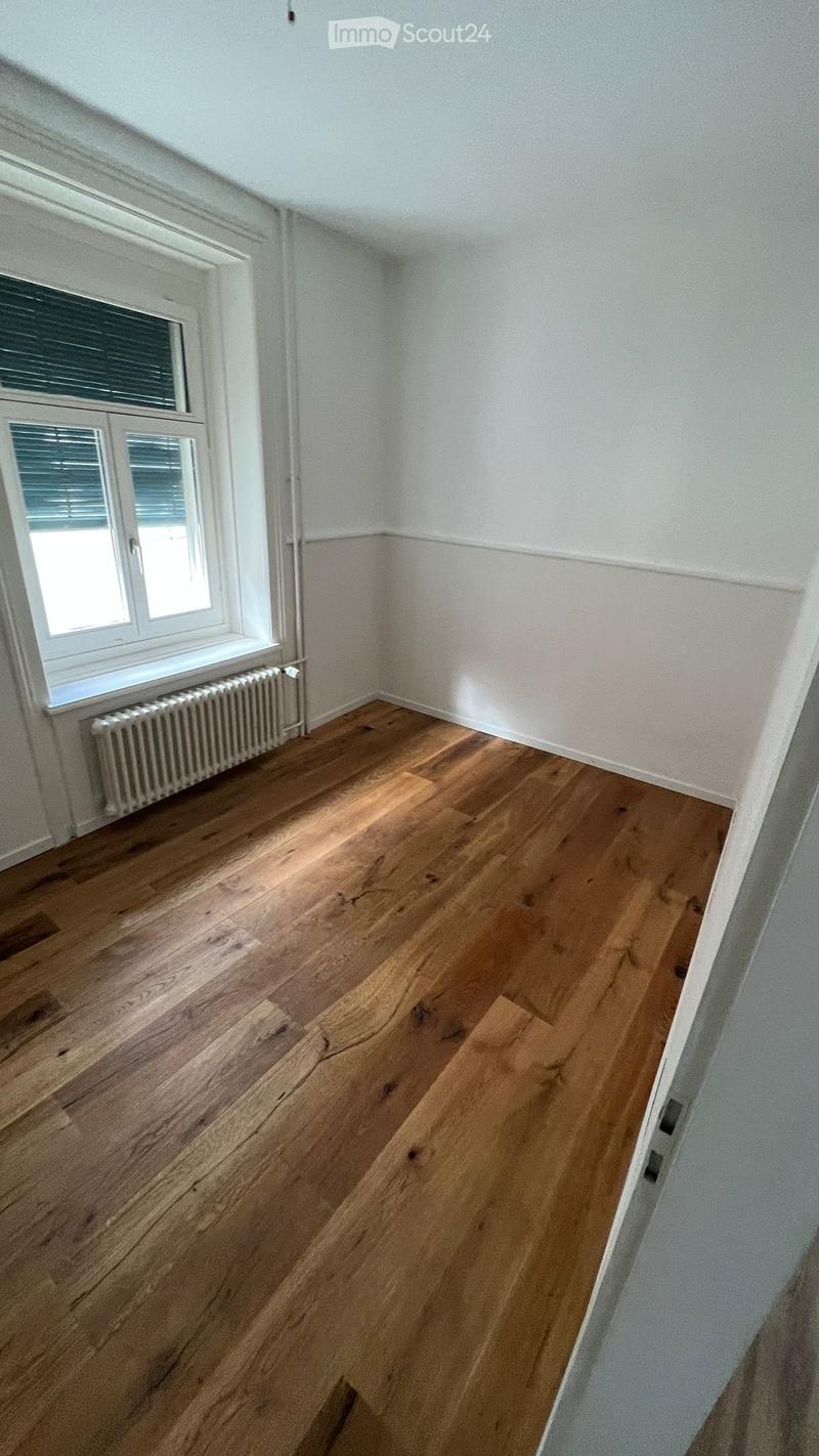 Wunderschöne 4 Zimmerwohnung 1.OG im Herzen von Rorschach (5)