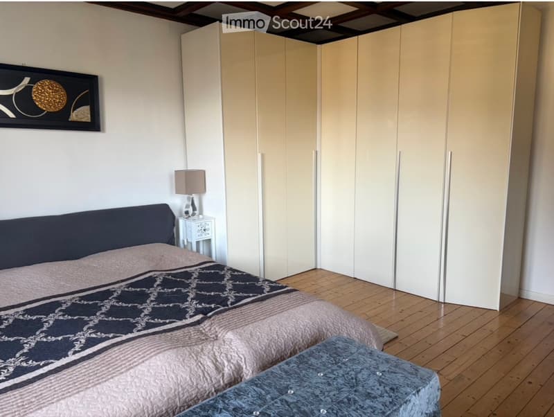 Casa unifamiliare con splendido giardino a 2 passi dal lago (5)